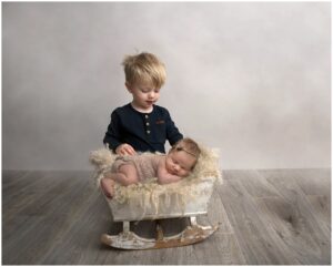 Nyföddfotografering med syskon Kristianstad Lund Hörby